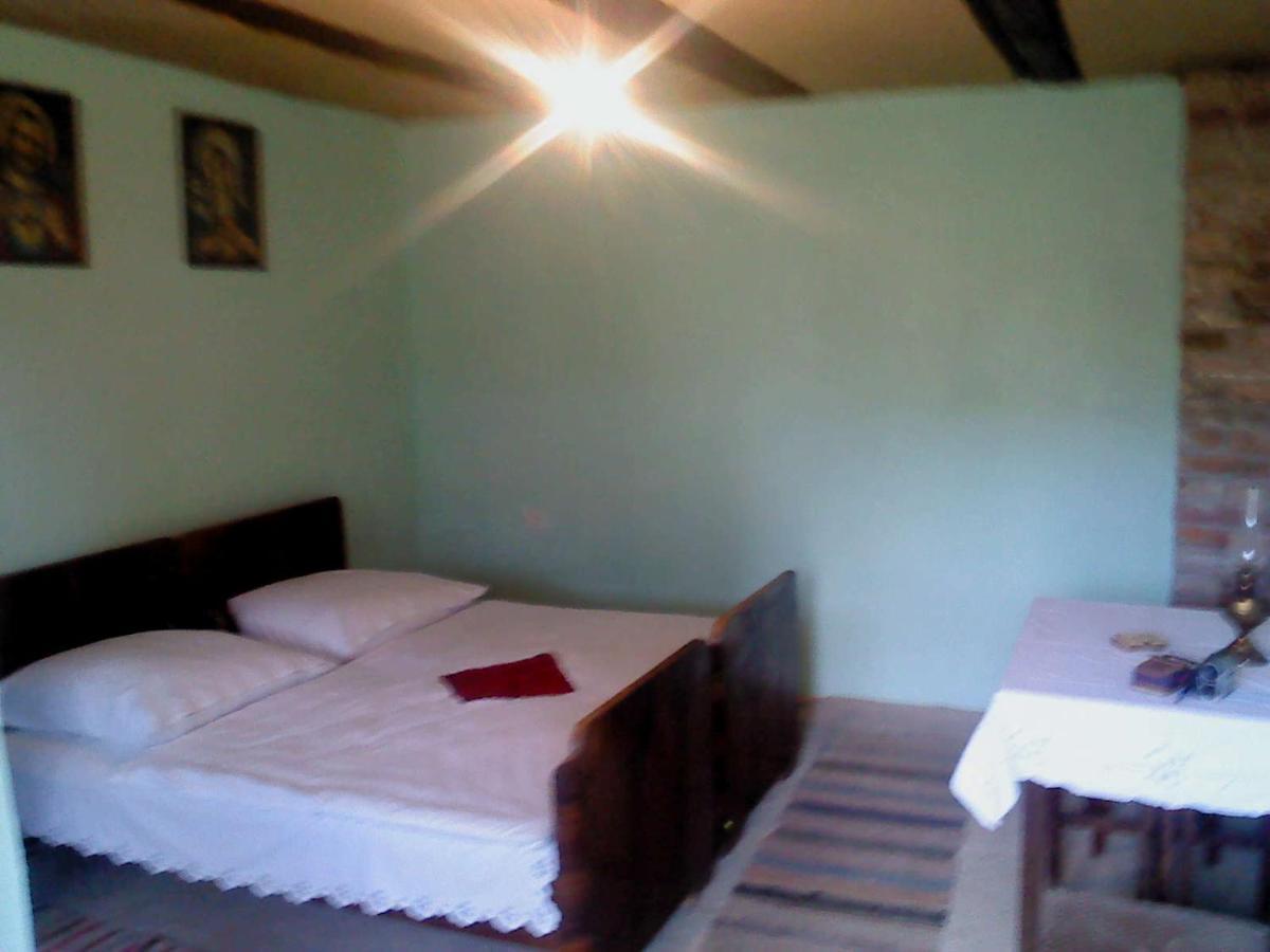 Snasini Kucari Bed & Breakfast Gradiste Ngoại thất bức ảnh